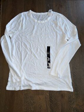 Banana Republic White Long-Sleeve Crewneck Women's Tee